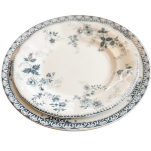 ensemble assiettes couleur bleu marine